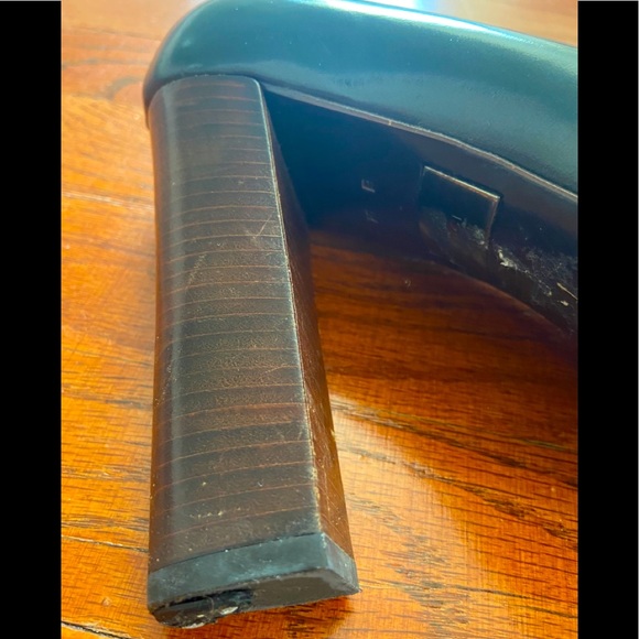 GUCCI Authentic platform Chrome Heels!!!!! - Picture 6 of 10